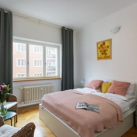 Homey Flat In Vinohrady By Prague Days Kültér fotó