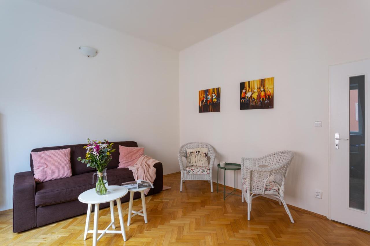 Homey Flat In Vinohrady By Prague Days Kültér fotó